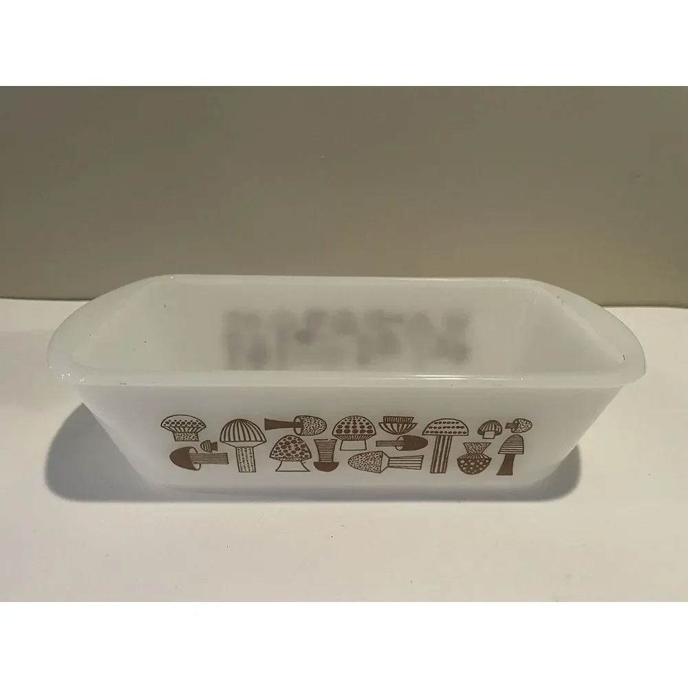 RARE Glassbake Rectangular Vintage Milk Glass Mushroom Print 522‎ Loaf Pan